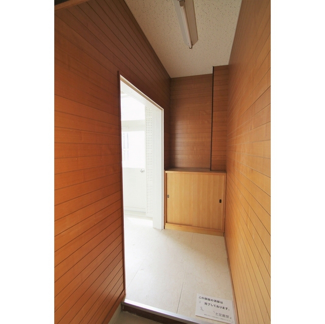 早川ビルの玄関写真