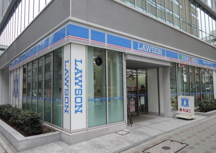コンビニ　ローソン 日本橋蛎殻町店（コンビニ）まで589m