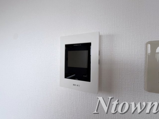 セキュリティ　モニタ付きインターホンです。