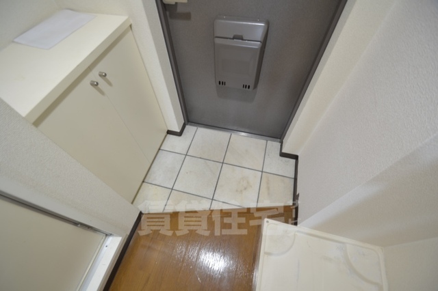 クレセールONEの玄関写真