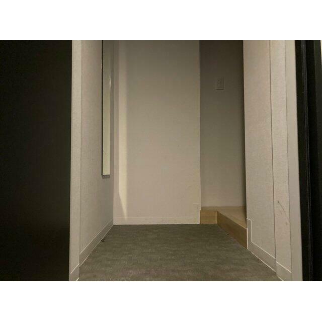 玄関　※別部屋参考写真