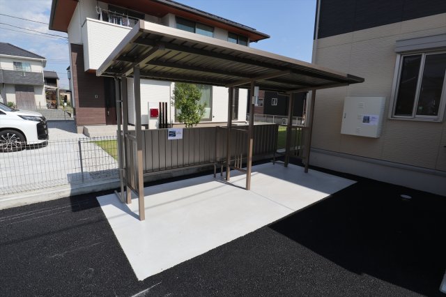 ＪＲ身延線 市川大門駅 徒歩47分 2階建 築4年の外観写真