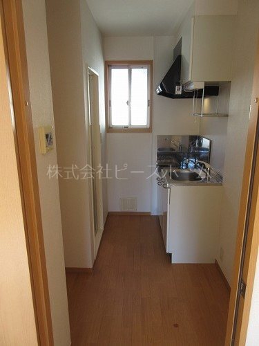 居室・リビング　※別号室参考写真