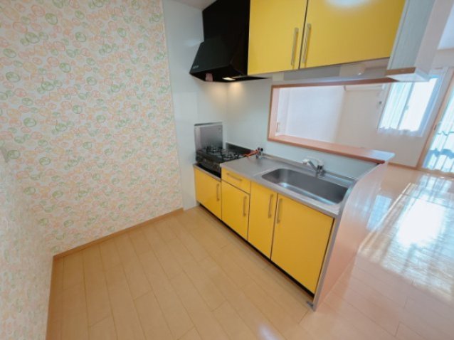 キッチン　※他部屋に写真です