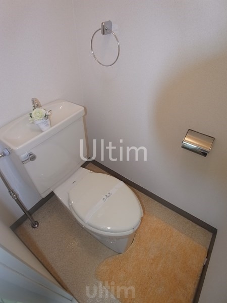 メゾンコヤマのトイレ写真