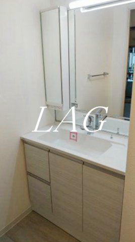 洗面設備　洗面台です。
