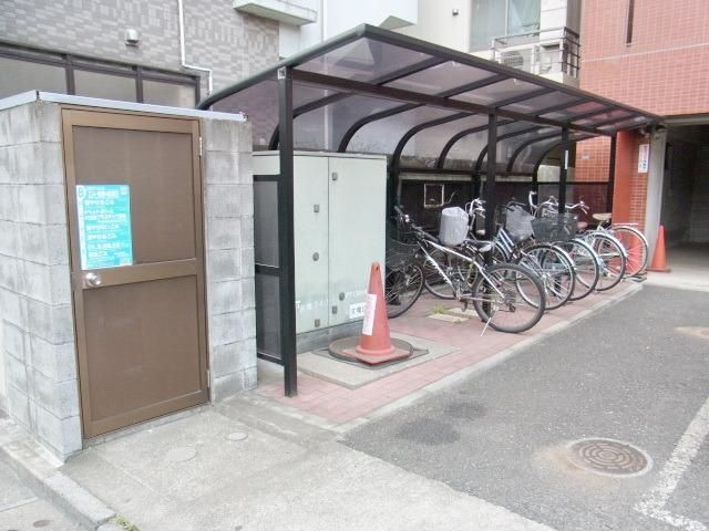 その他共有部分　★駐輪場・ゴミ置き場★