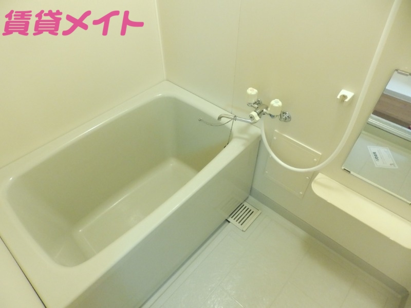 バス・シャワールーム　同物件別室反転タイプ画像