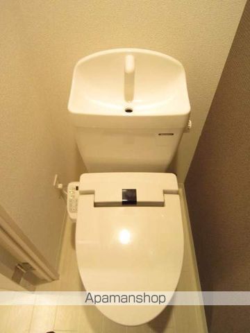 札幌市電 西線６条駅 徒歩6分 4階建 築15年のトイレ写真
