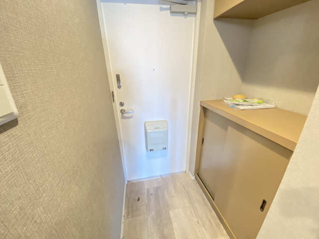 グランヒルズKUWANAの玄関写真