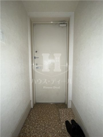 東京メトロ南北線 王子神谷駅 徒歩3分 7階建 築24年の玄関写真