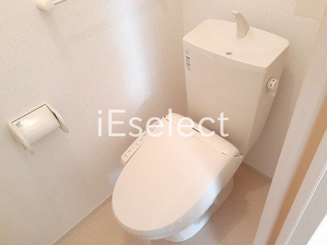 トイレ　温水洗浄便座もございます
