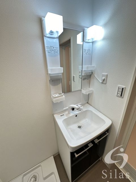 京阪本線 御殿山駅 徒歩5分 3階建 築3年の内装写真