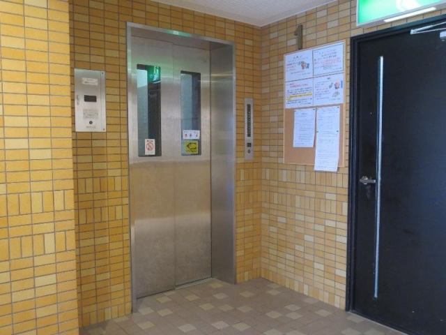 ロビー