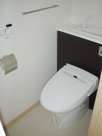 トイレ　ウォシュレット付きトイレ