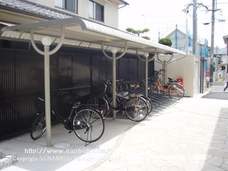 その他共有部分　屋根付き駐輪場