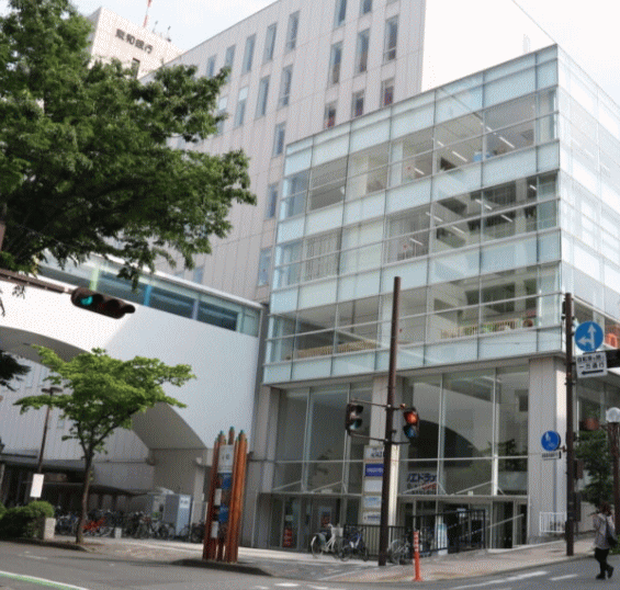 ドラックストア　マルエドラッグ前橋プラザ元気21店（ドラッグストア）まで473m