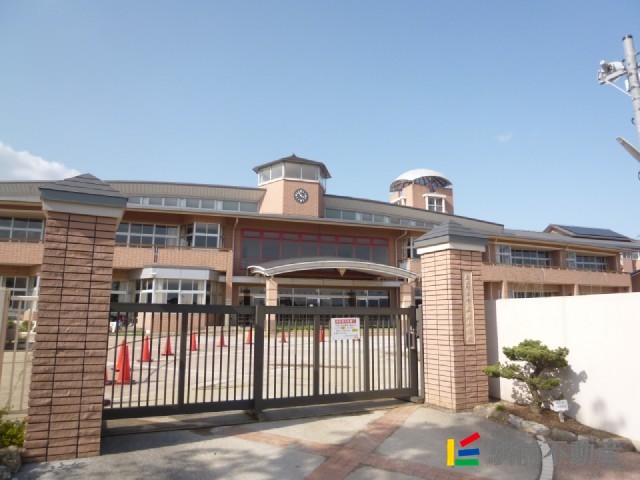 【サンパーク広川の小学校】