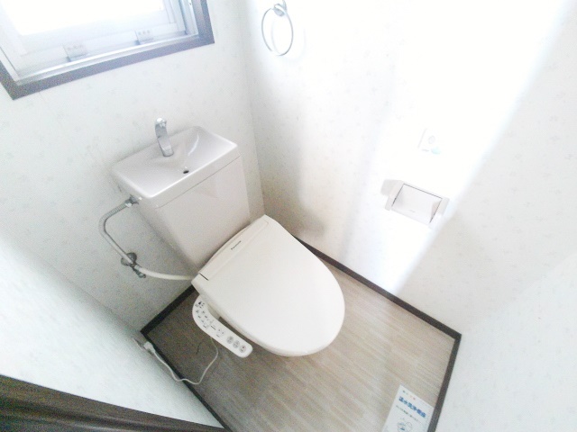 トイレ　参考写真（同物件他号室）