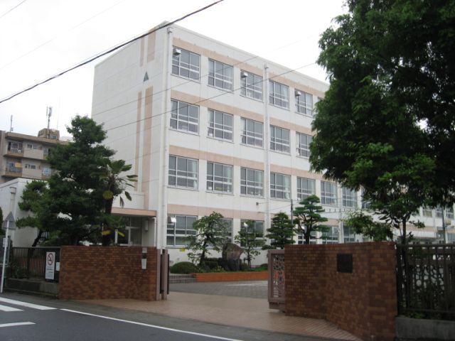 【バイオレット大野木の小学校】