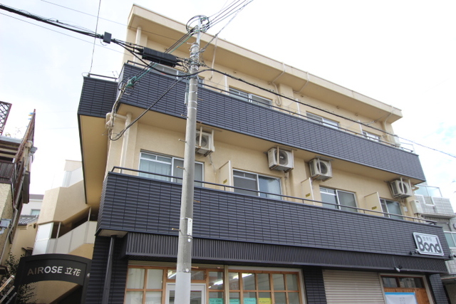 尼崎市立花町のマンションの建物外観