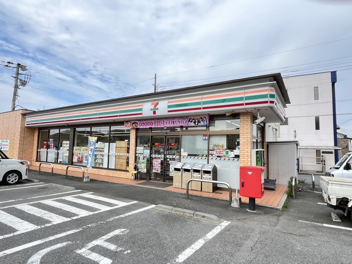 コンビニ　セブンイレブン毛呂山埼玉医大南店（コンビニ）まで134m