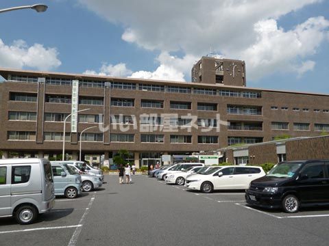 【越谷市赤山本町のマンションの役所】