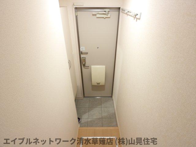 玄関　収納もある玄関です