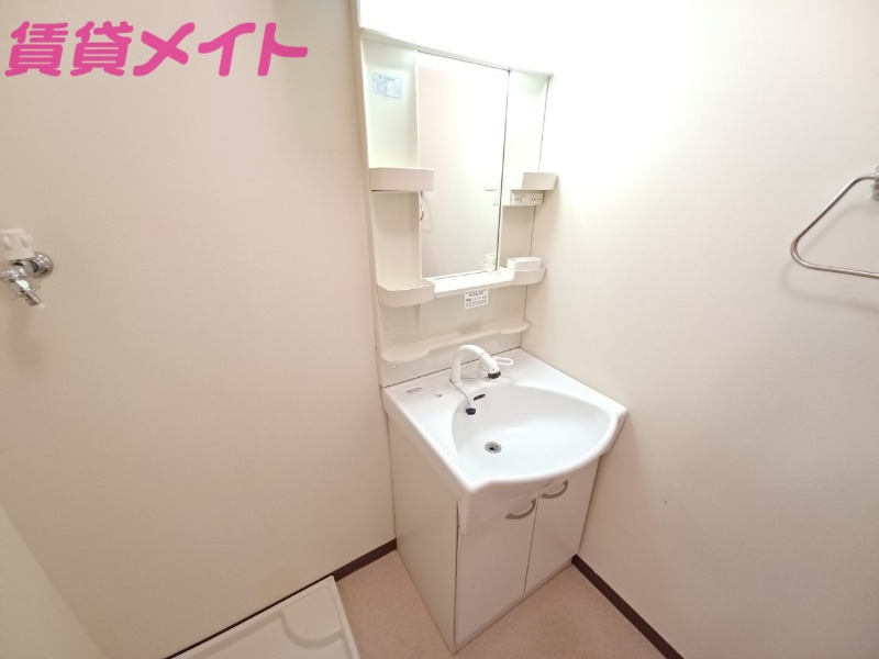 洗面設備　同物件別部屋参考写真です。