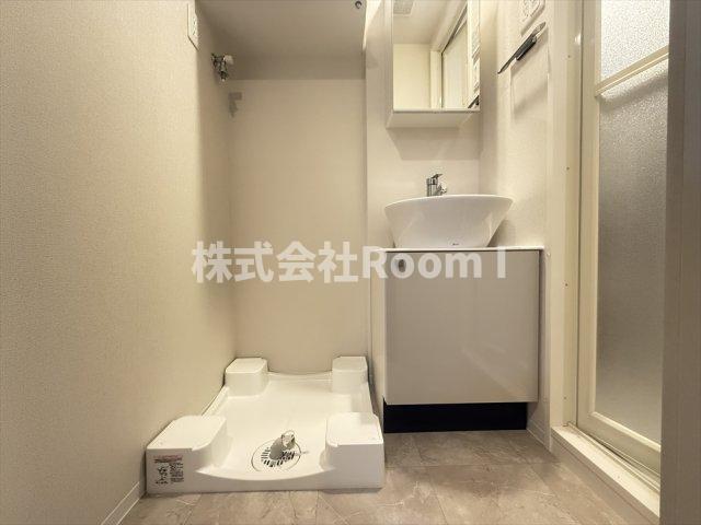 洗面設備　コンパクトで使いやすい洗面所