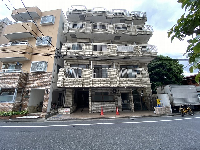 【清水町マンションの建物外観】