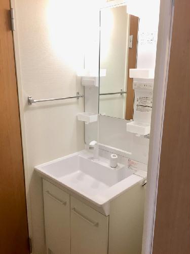 洗面設備　独立洗面台