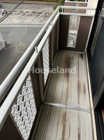 バルコニー　バルコニーからの眺めを楽しみながら食事をしませんか