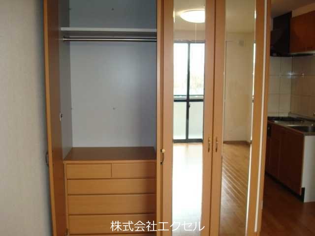 収納　収納付き