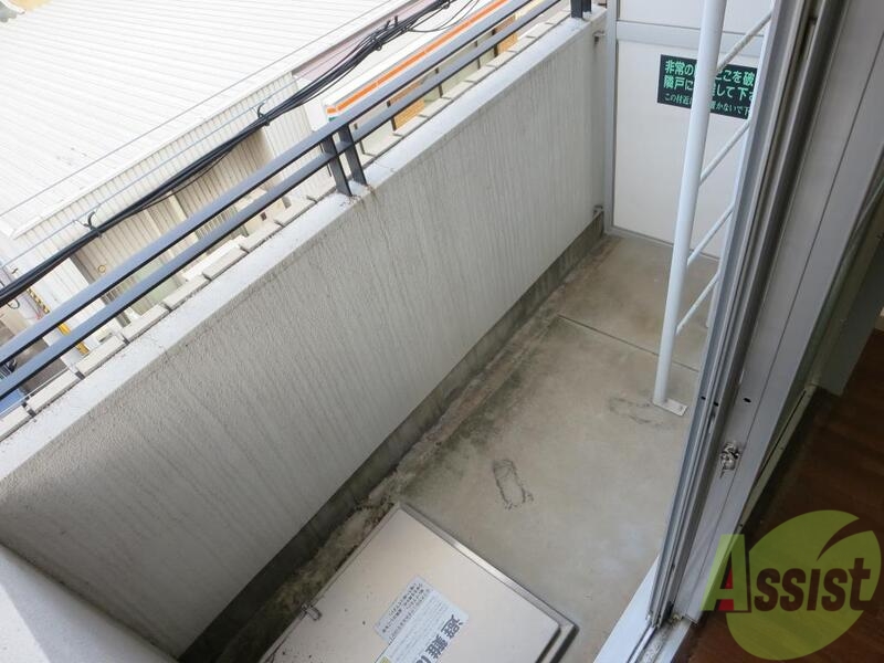 バルコニー　空が広く見えるのは嬉しいですね。