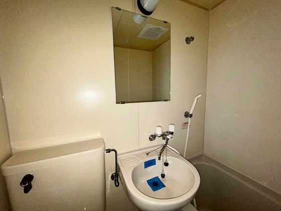 洗面設備　※別部屋の写真です