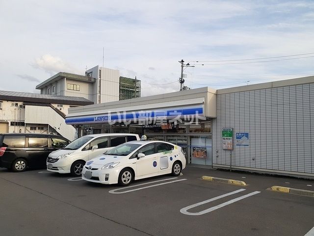 コンビニ　ローソン 青森南佃二丁目店（コンビニ）まで539m