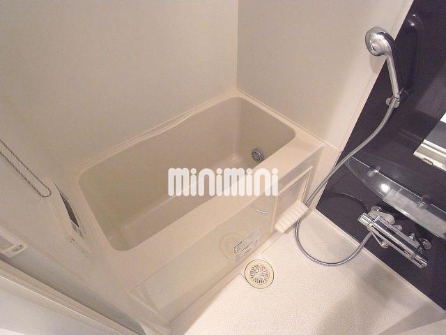 バス・シャワールーム　１日の疲れを癒せる空間です！