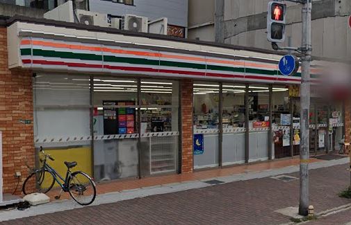 コンビニ　セブンイレブン 明石樽屋町東店（コンビニ）まで671m