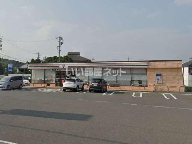 コンビニ　セブンイレブン 御前崎佐倉店（コンビニ）まで387m