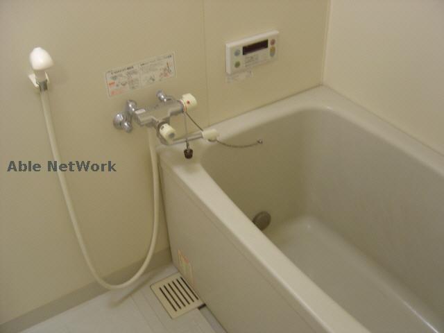 ＪＲ上越線 群馬総社駅 3階建 築29年の風呂写真