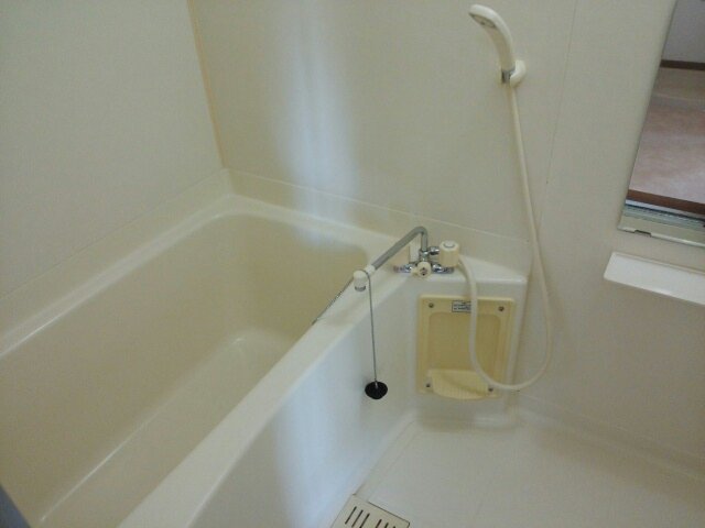 バス・シャワールーム　日々の疲れを癒すお風呂付です