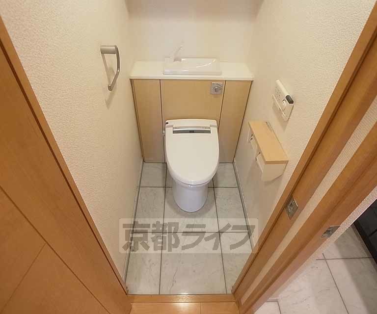 トイレ　清潔感のある洋式トイレです。