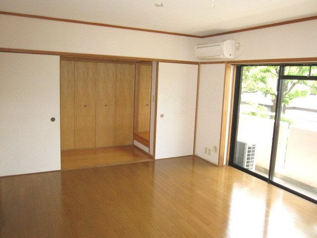 アーバン・ドヌールの内装写真