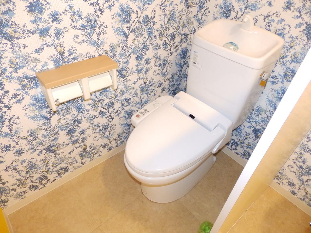 トイレ　ウォシュレット