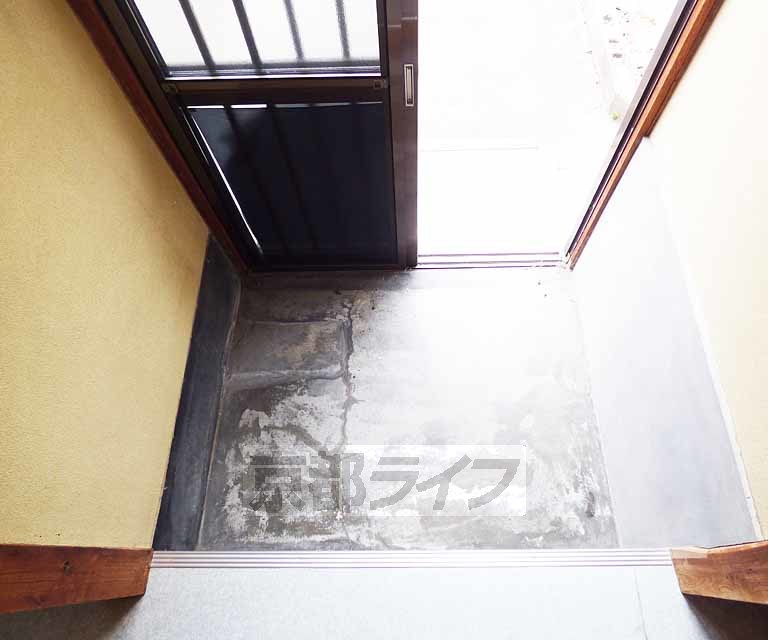 玄関　スペースが広いです