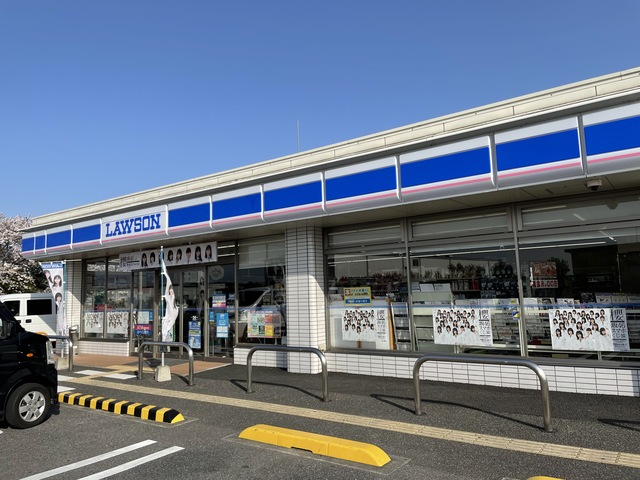コンビニ　ローソン東近江宮荘町店（コンビニ）まで679m