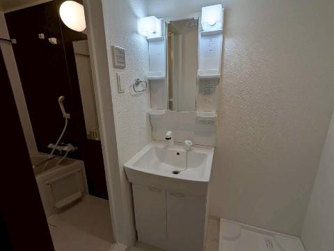 洗面設備　洗髪洗面化粧台