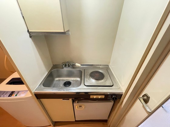 キッチン　※別部屋の写真です