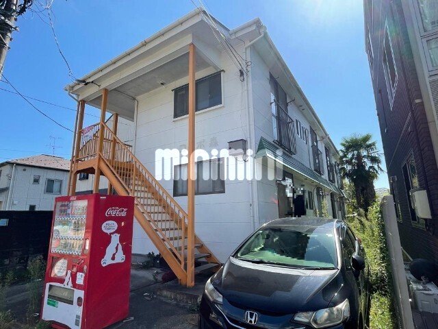 建物外観　きれいな外観のアパート。